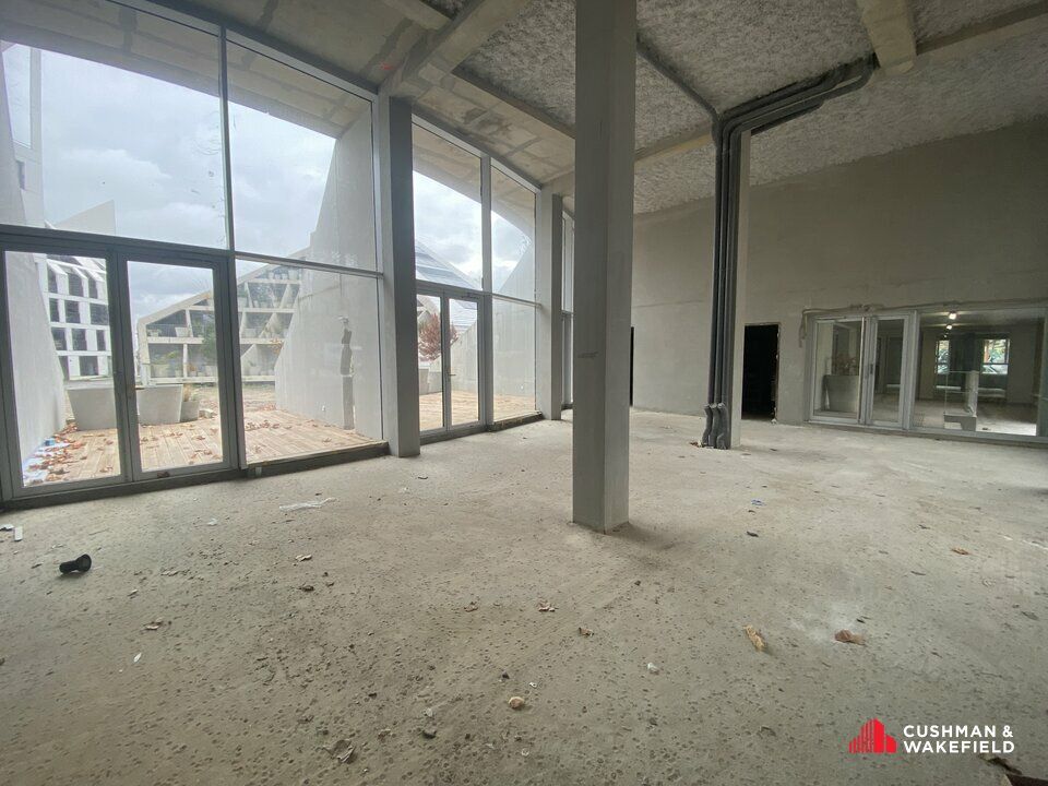 BORDEAUX BASTIDE NIEL LOCAL COMMERCIAL NEUF A VENDRE