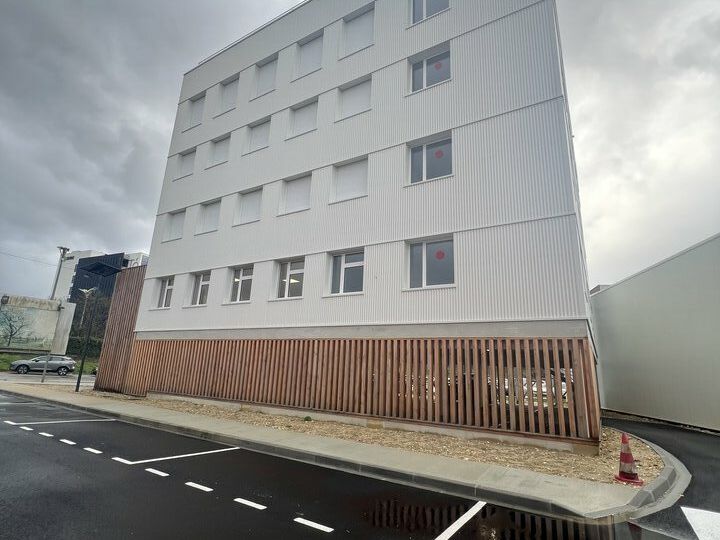 Location bureaux 378 m² divisibles à partir de 135 m²