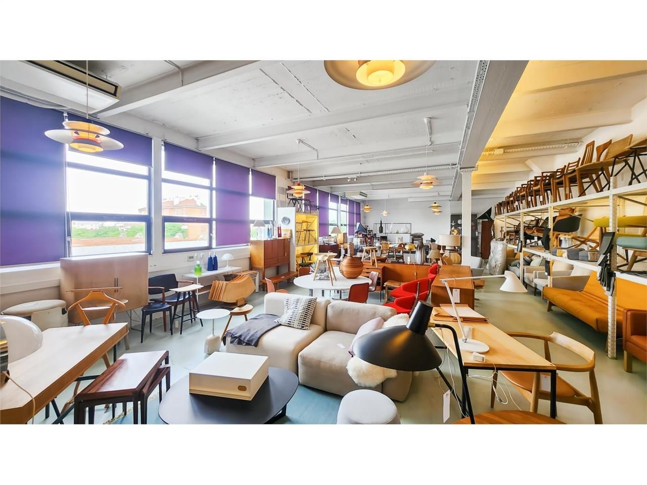Location entrepôts 192 m² non divisibles