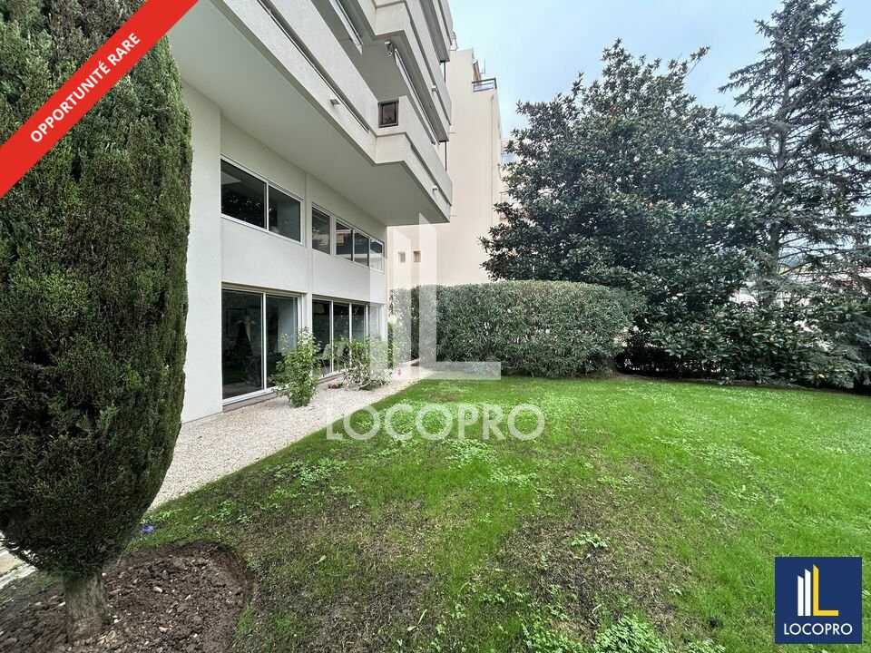 A LOUER - BUREAUX - 141 M2 - LE CANNET