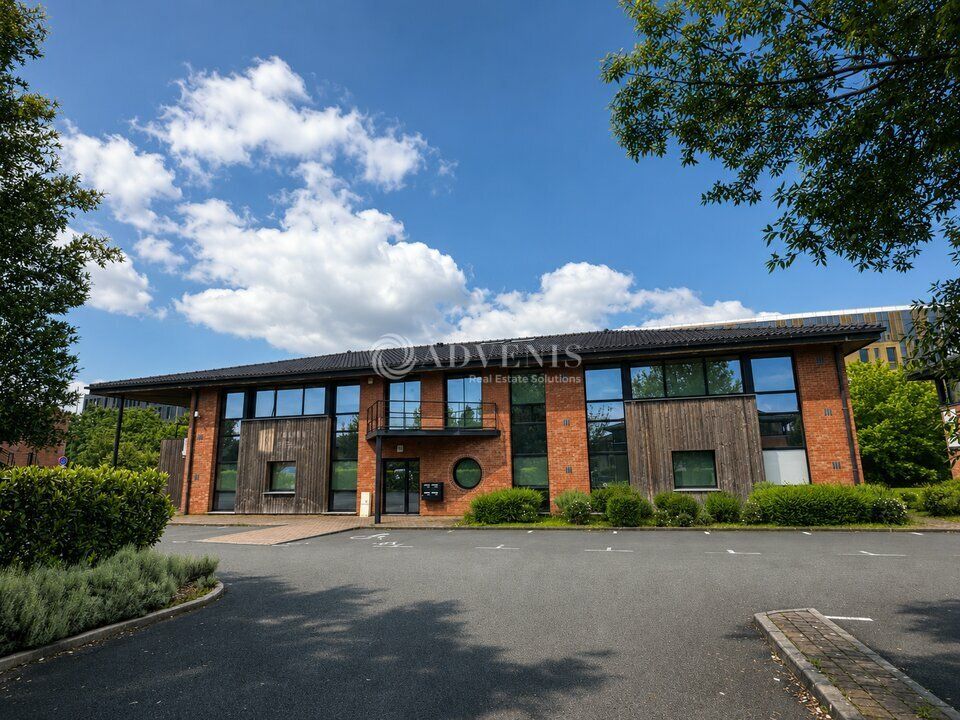 Location bureaux 780 m² divisibles à partir de 164 m²