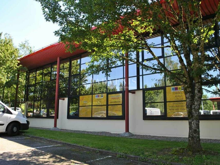 Location bureaux 172 m² non divisibles