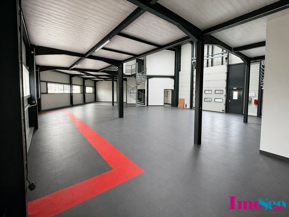 Location entrepot 488 m² non divisibles