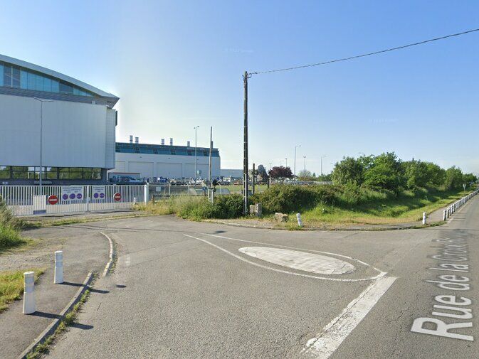 Location local d''activites 70 m² non divisibles