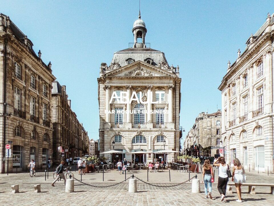 A VENDRE IMMEUBLE BORDEAUX CENTRE 