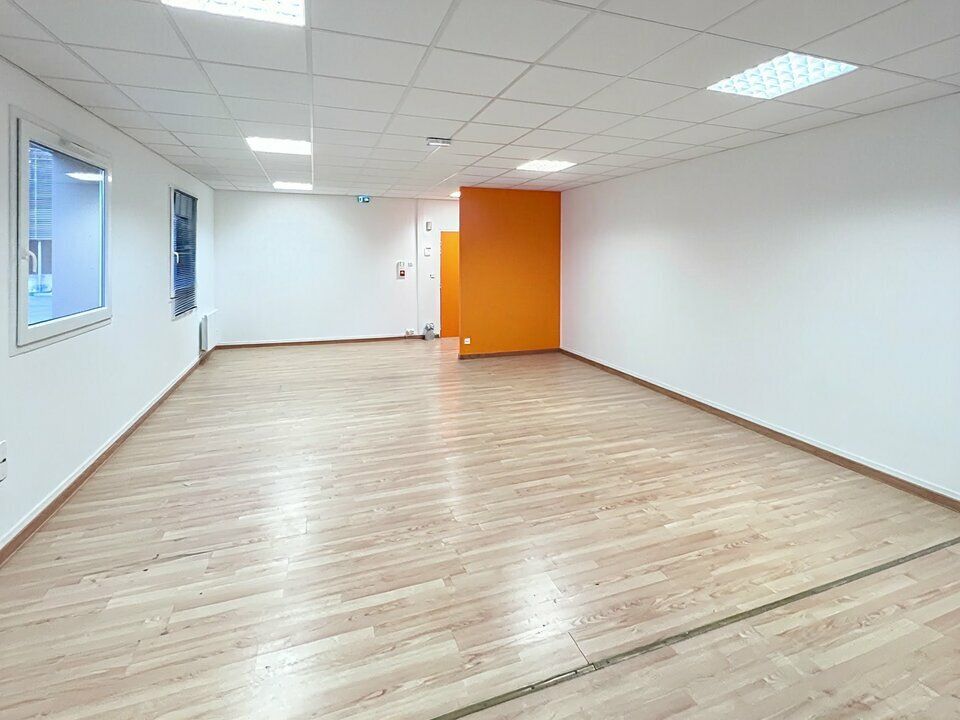 Location bureaux 71 m² non divisibles