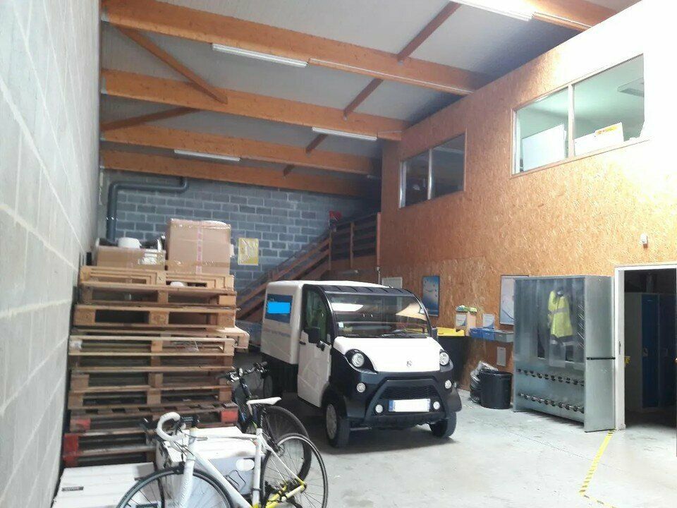 Vente local d''activites 257 m² non divisibles