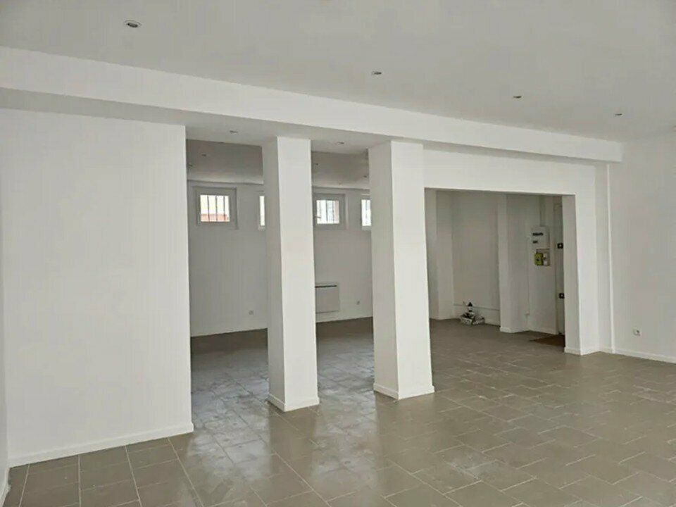 Local commercial rénové de 57 m² à louer au Havre (76)