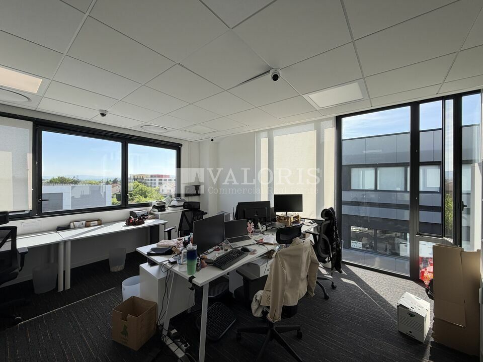 293 m² pour ce bureaux en location à Limonest