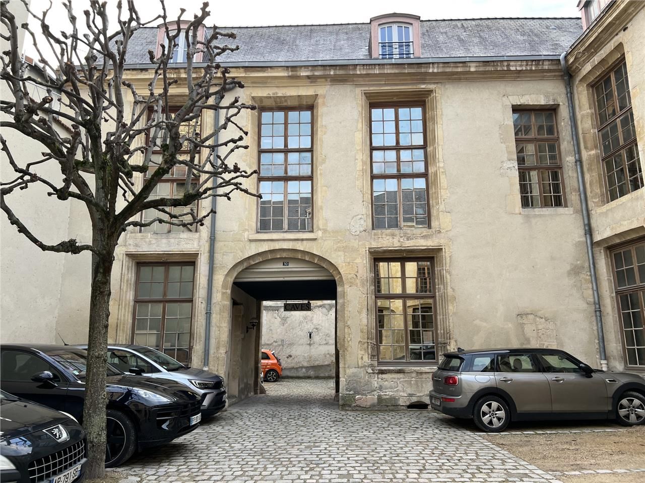 Location bureaux 130 m² à Reims