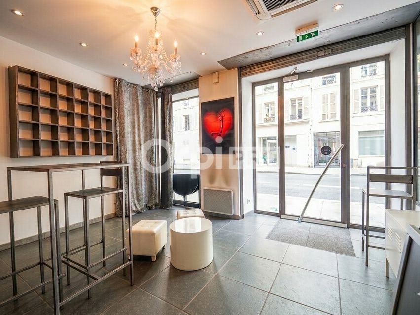 BUREAUX A LOUER - 53.54 m² - LYON 6