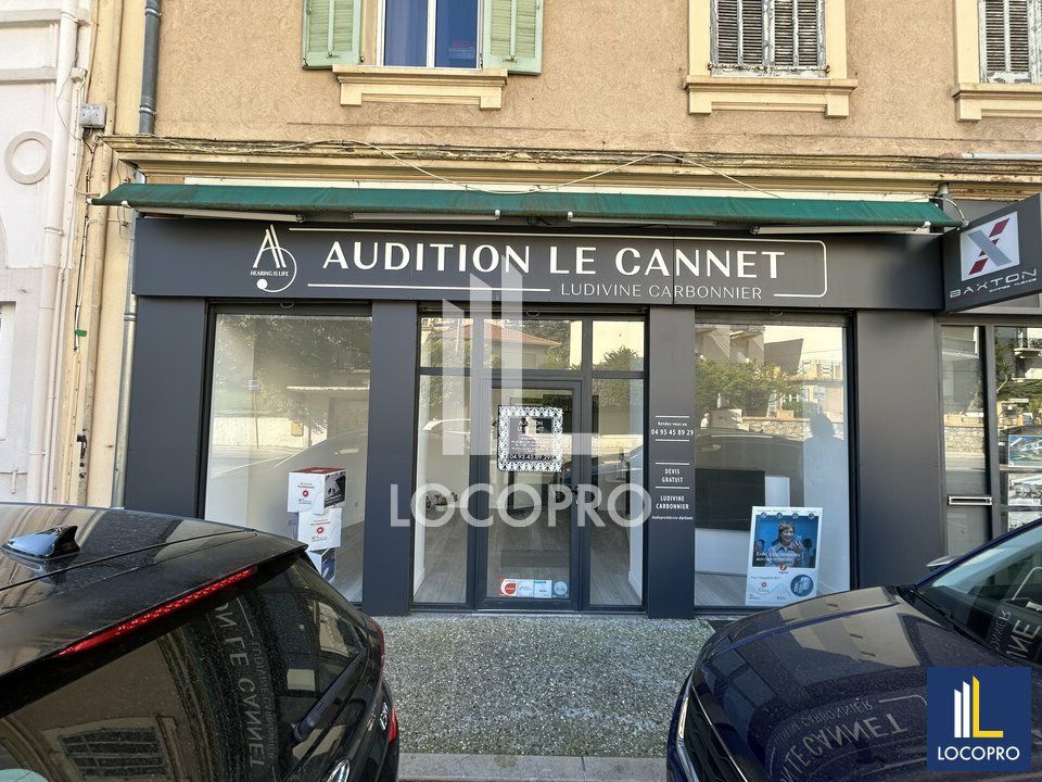 Location local commercial 40 m² non divisibles