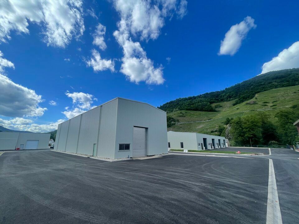Location local d''activites 490 m² non divisibles