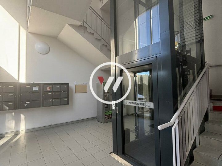 BUREAUX A LOUER 