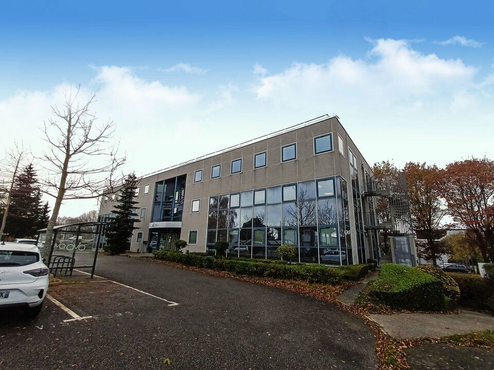 Vente bureaux 1687 m² non divisibles