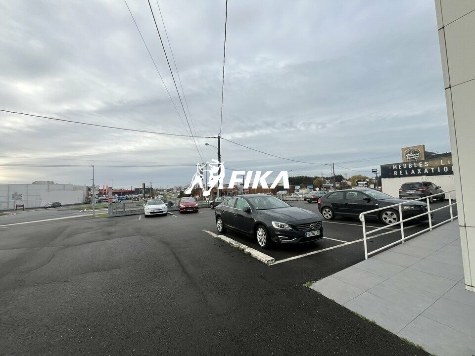 Vente local commercial 2900 m² non divisibles