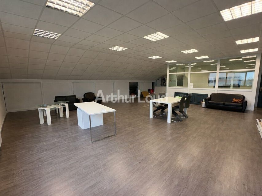 Location bureaux 120 m² non divisibles