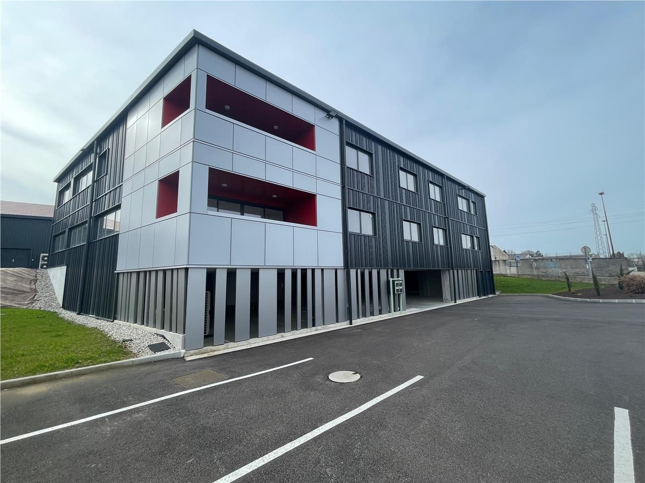 Location bureaux 142 m² non divisibles