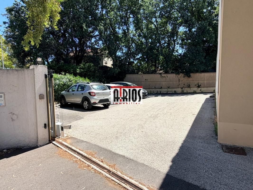Vente bureaux 170 m² non divisibles