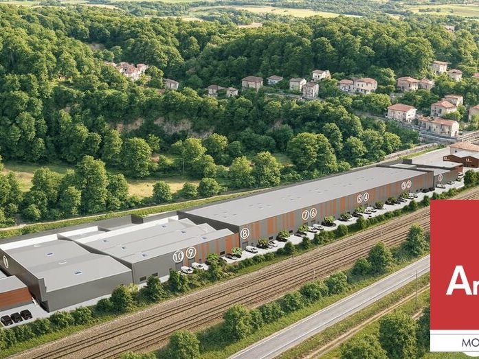 Vente local d''activites 614 m² divisibles à partir de 307 m²