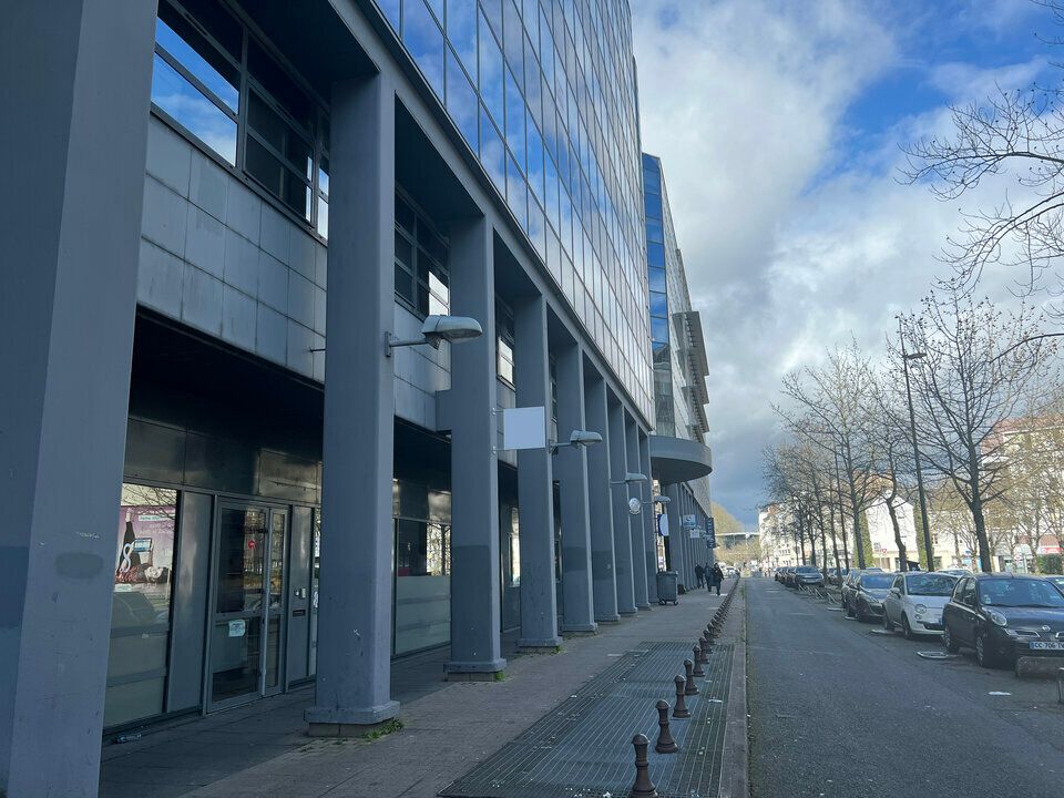 Vente bureaux 80 m² non divisibles