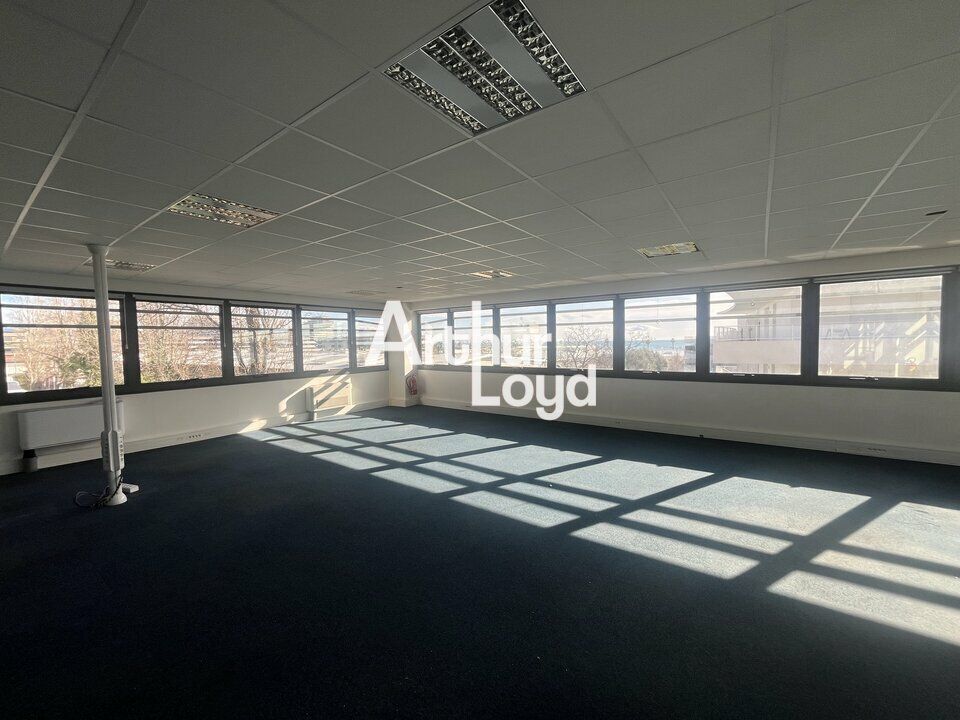 Espace de bureaux à louer sur Villeneuve Loubet 