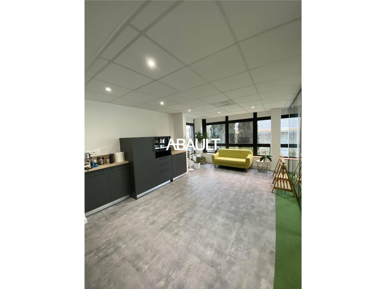 Location bureaux 108 m² non divisibles