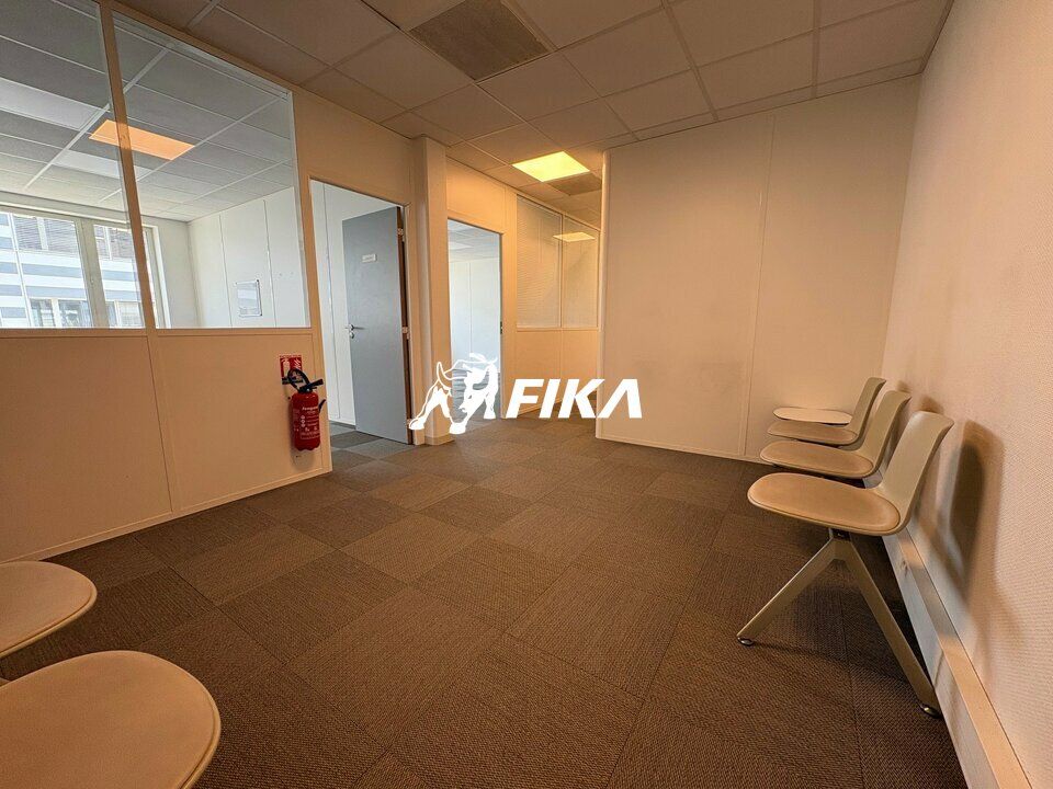 A LOUER BUREAUX 122 M² (31100) TOULOUSE