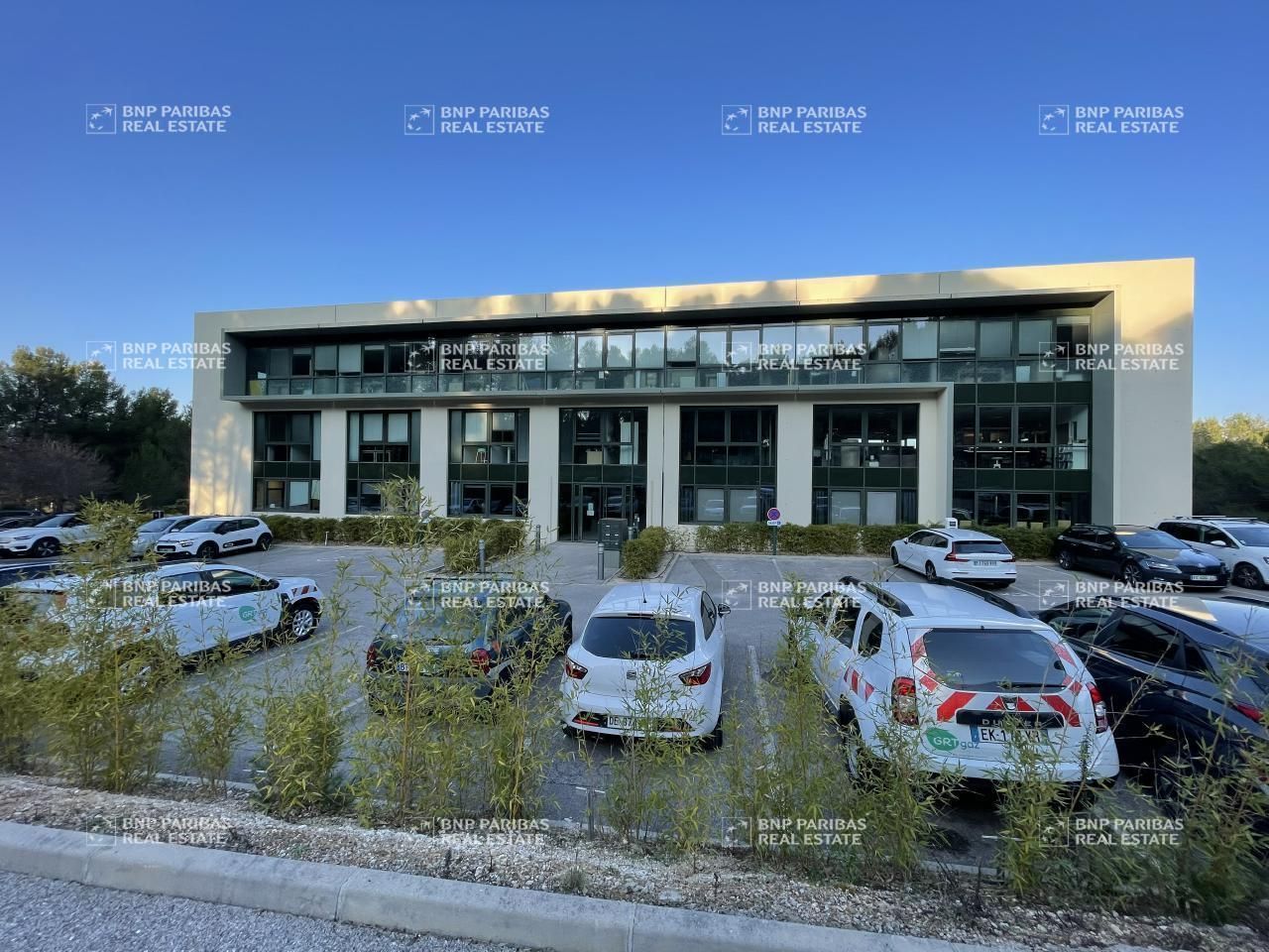 Location Bureaux 177.05 m² non divisibles 13090 Aix-en-provence