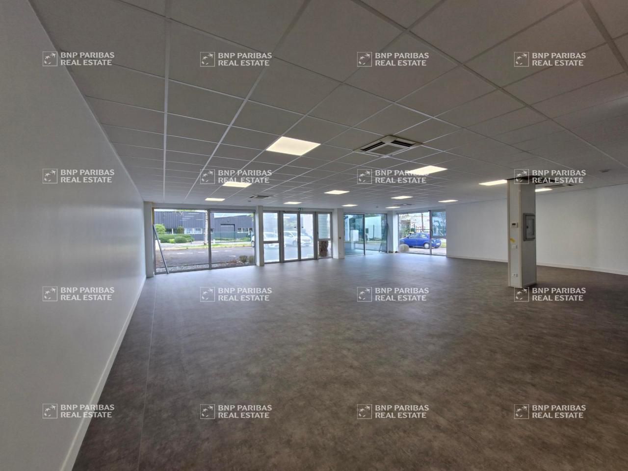 385 m² pour ce bureaux en location à Orléans