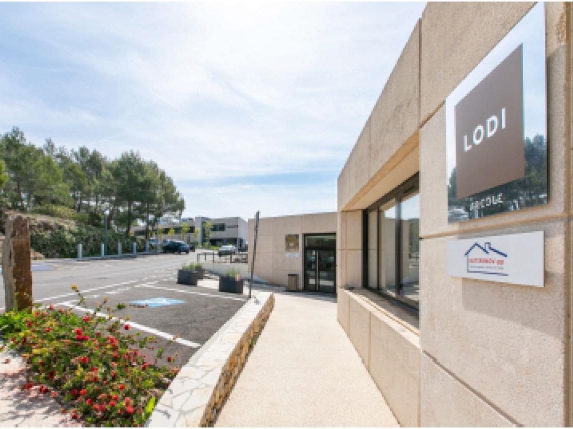 Location Bureaux 92.53 m² non divisibles 06560 Valbonne