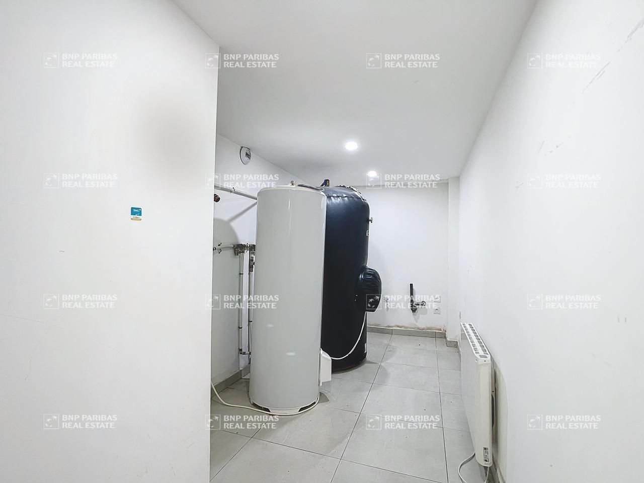 615 m² pour ce local commercial en vente à Chambéry