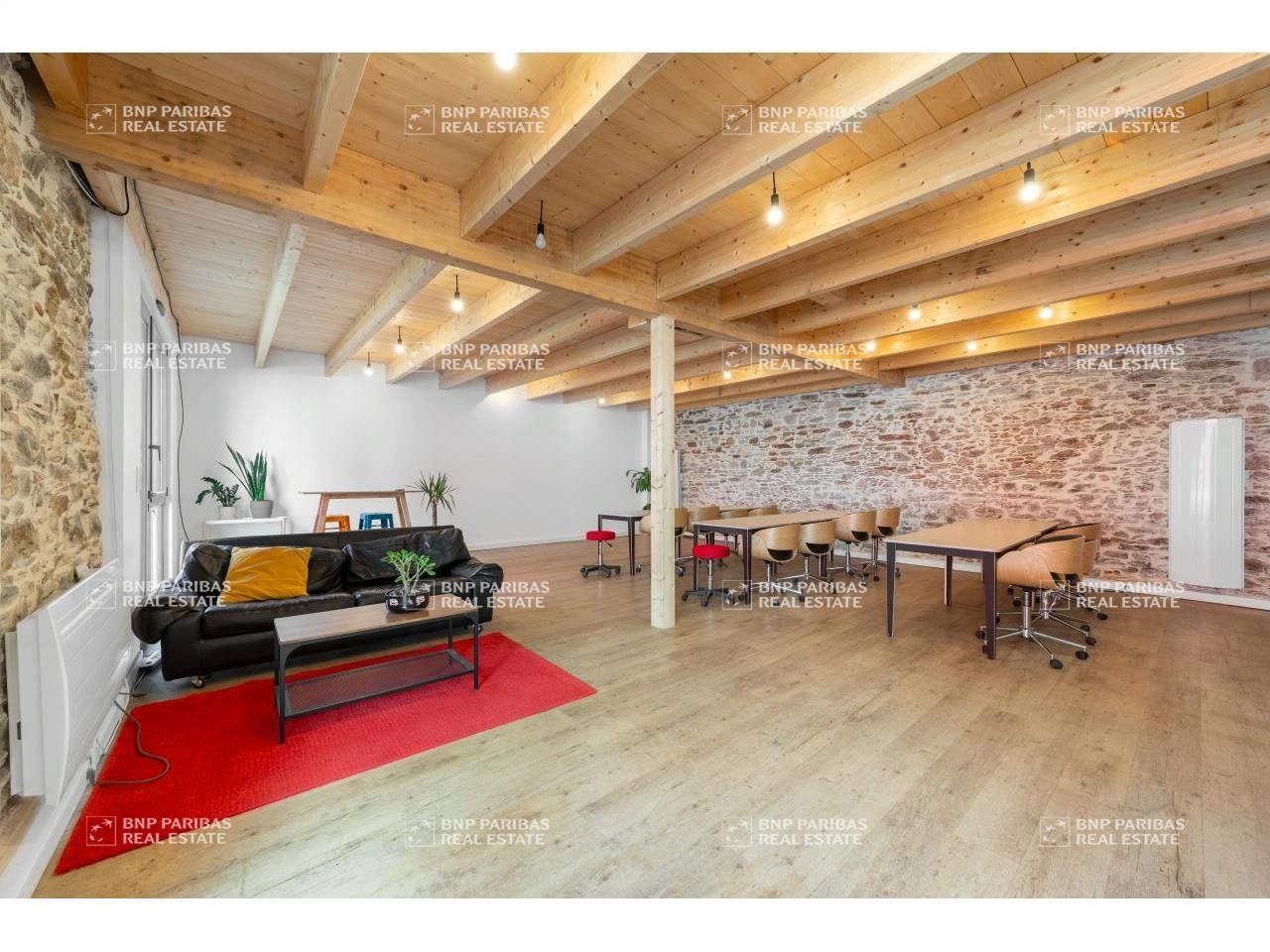 Location Bureaux 242 m² non divisibles 44000 Nantes