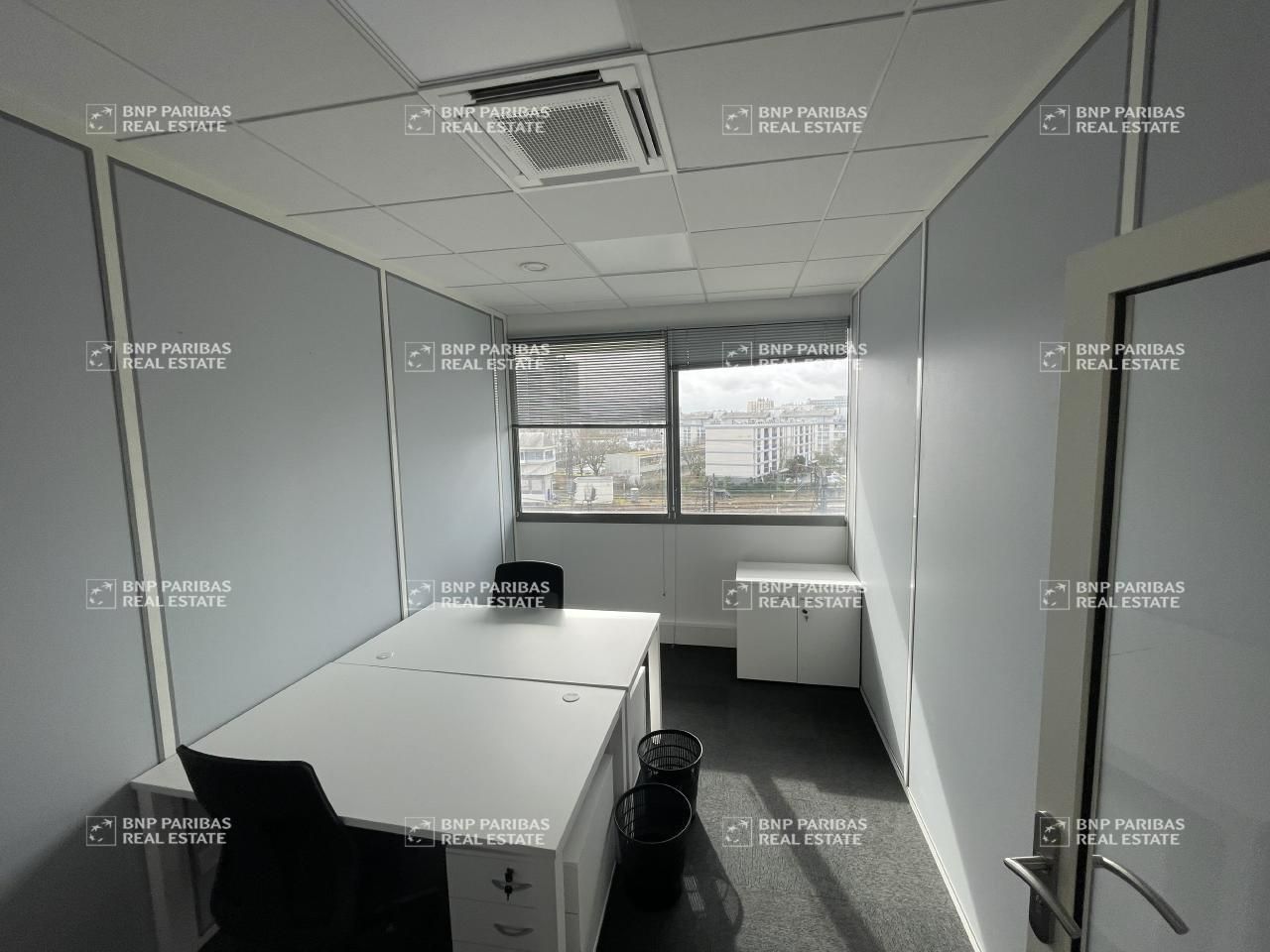 292.64 m² pour ce bureaux en location à Tours