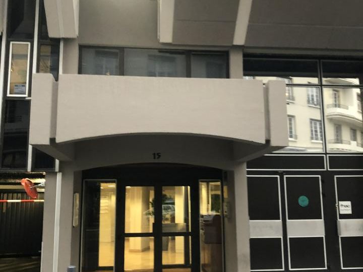 73 m² pour ce bureaux en location à Grenoble