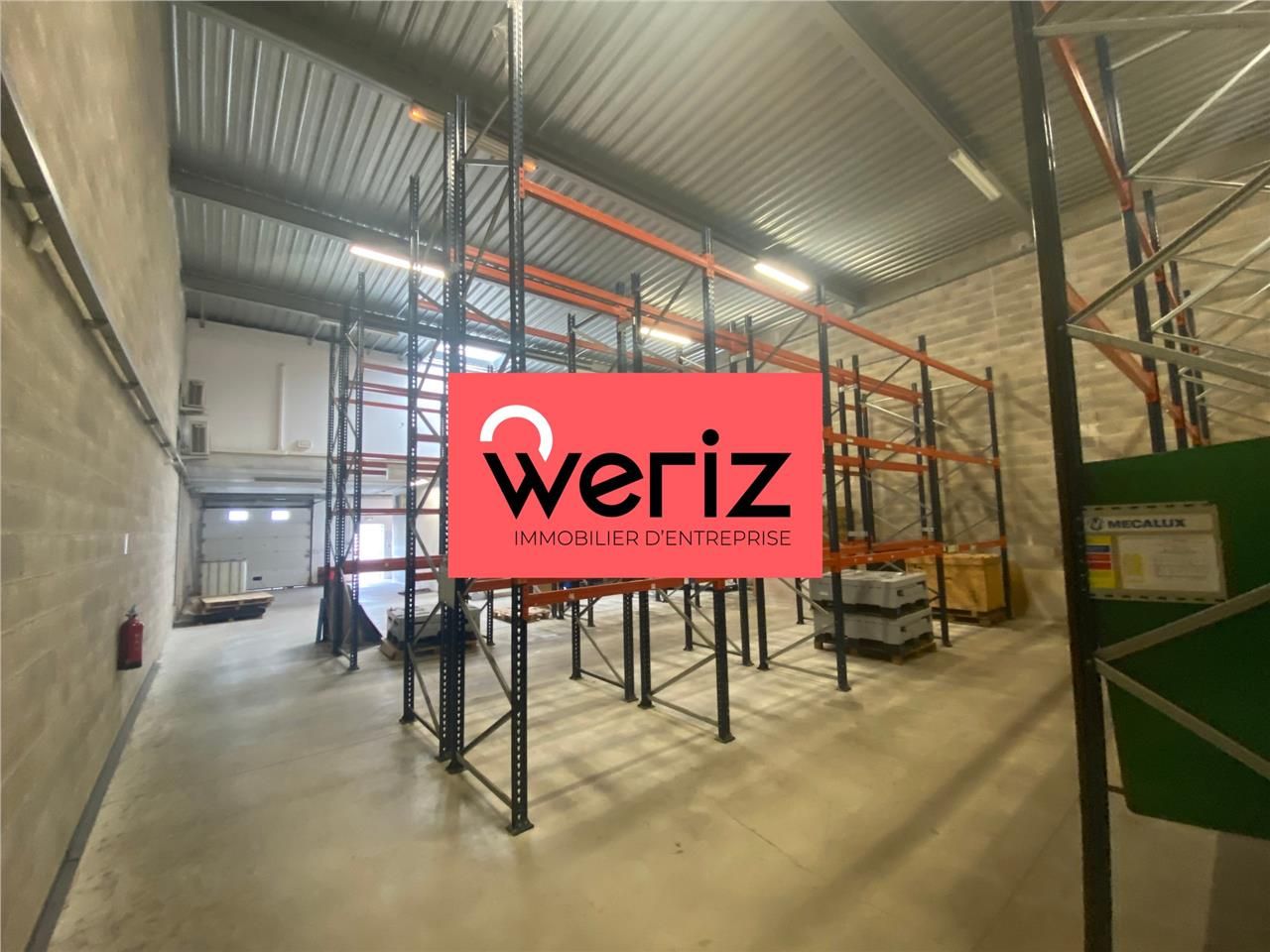 Situé dans la Zone ATHELIA, à l'entrée des autoro