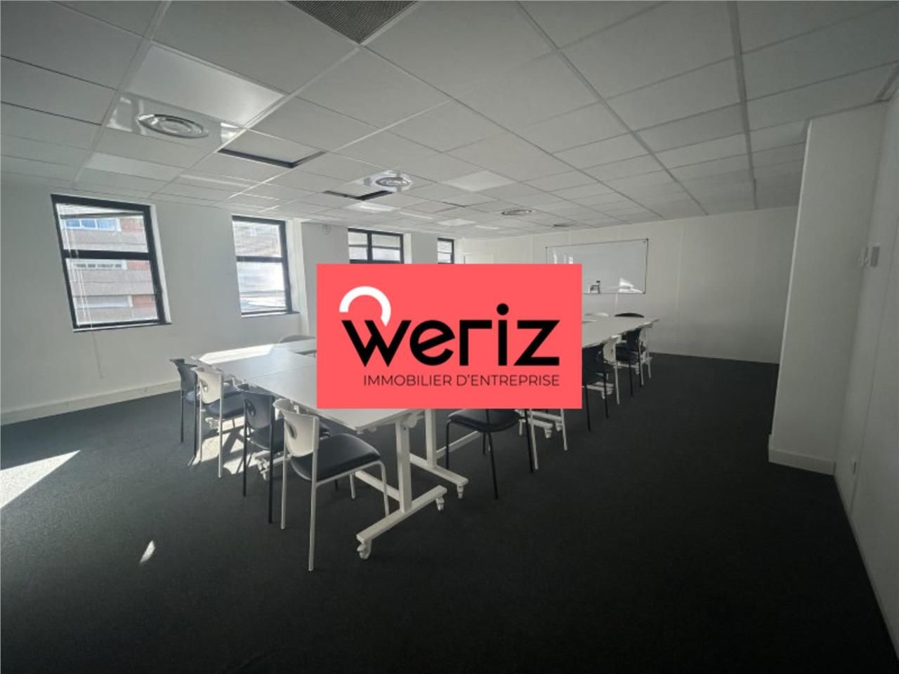 WERIZ vous propose à la vente un plateau de burea