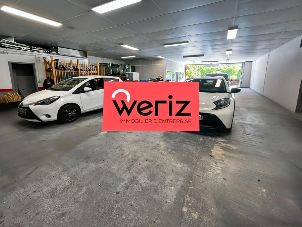 Situé dans la zone de Gémenos sur un site fermé, 