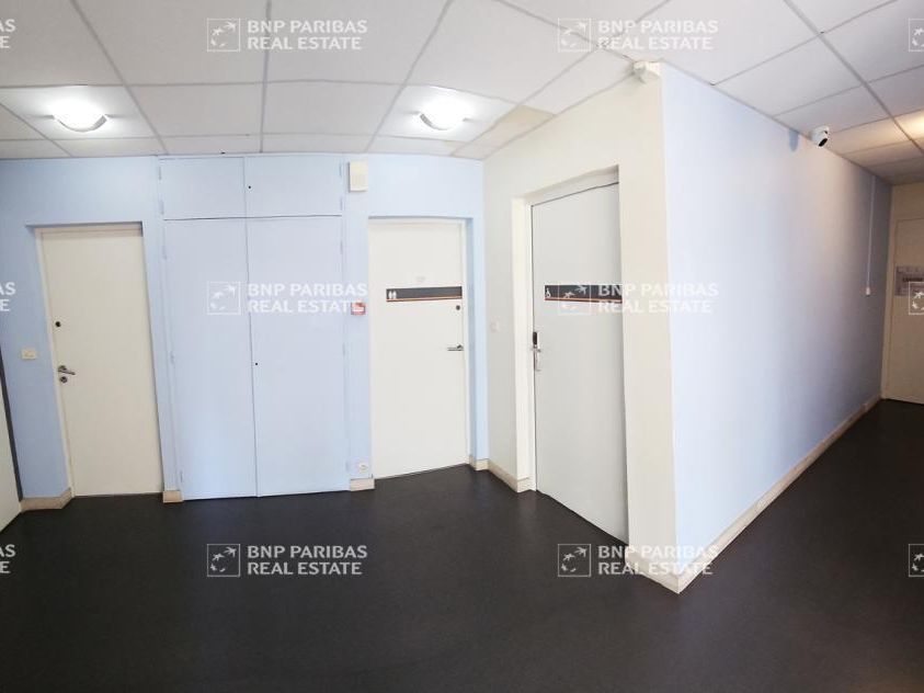 267.81 m² pour ce bureaux en vente à Orleans