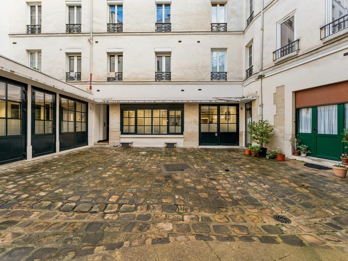 Location Bureaux 195 m² non divisibles 75008 Paris