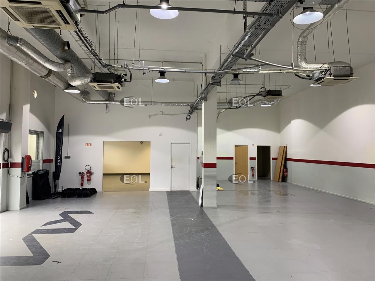 A LOUER : Local d'activité/bureaux de 1 819m² à Nanterre