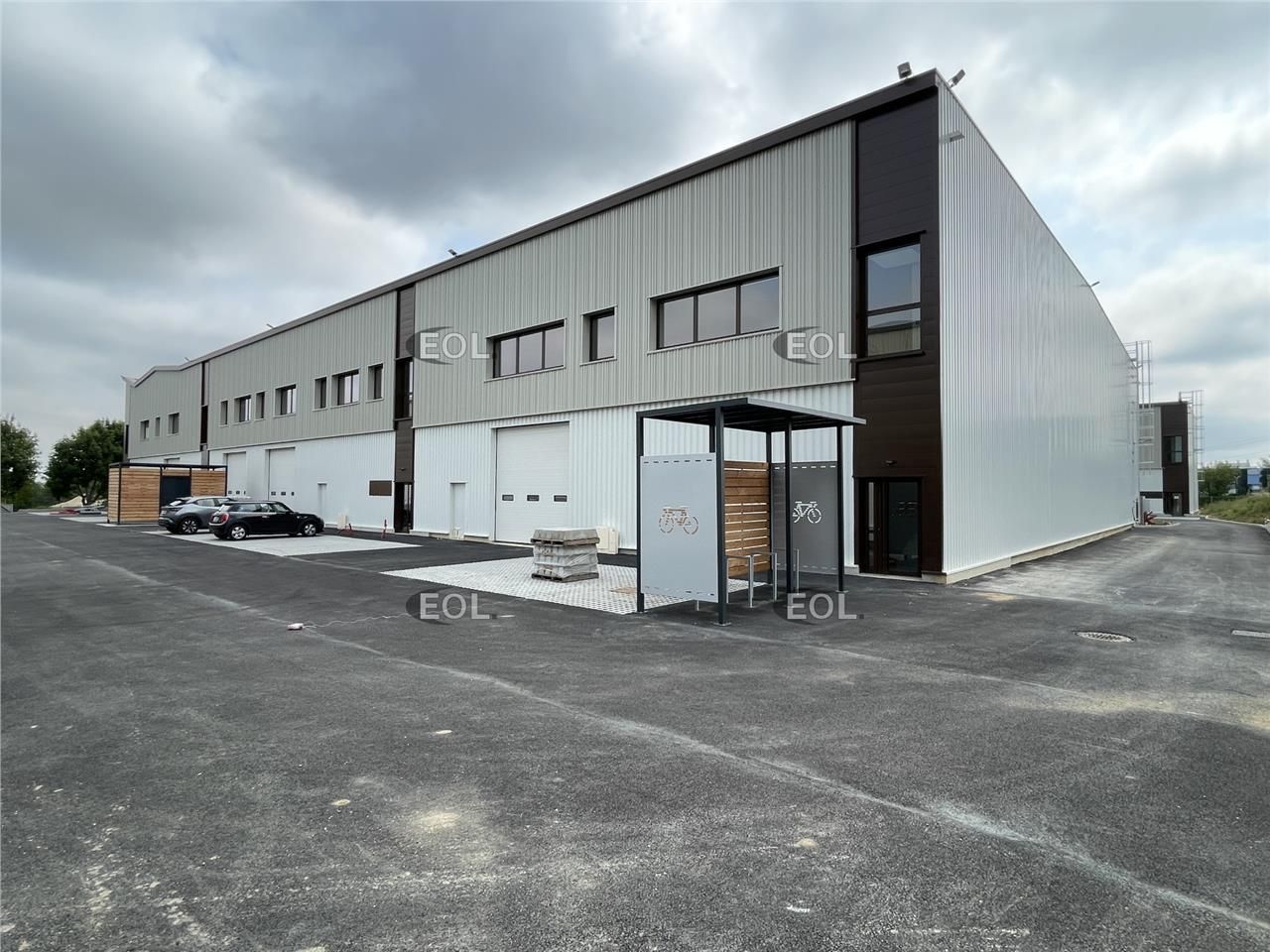 Location Local d'activités 2164 m² divisibles à partir de 314 m²