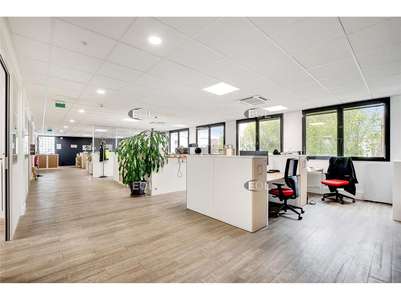 Vente Bureaux 1335 m² divisibles à partir de 174 m²