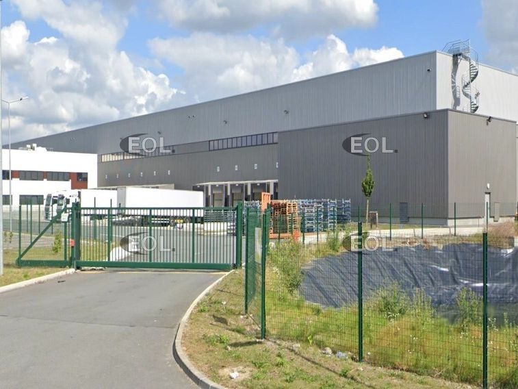 Location Entrepôt 31590 m² non divisibles