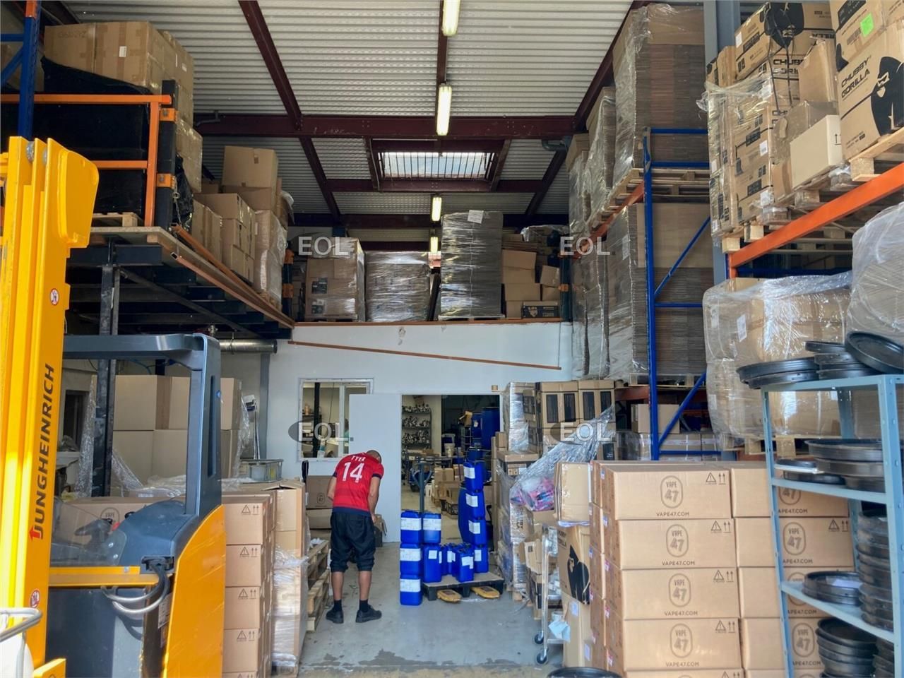 VENTE INVESTISSEUR - Local d'activité d'environ 1 078 m² - Boissy-Saint-Léger (94)