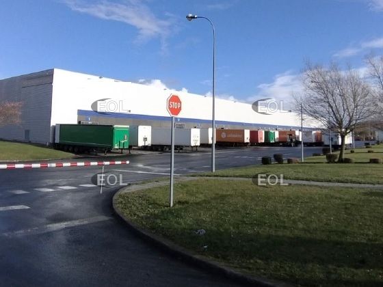 Location Entrepôt 24905 m² non divisibles