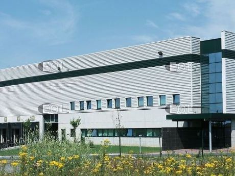 Location Entrepôt 16327 m² non divisibles