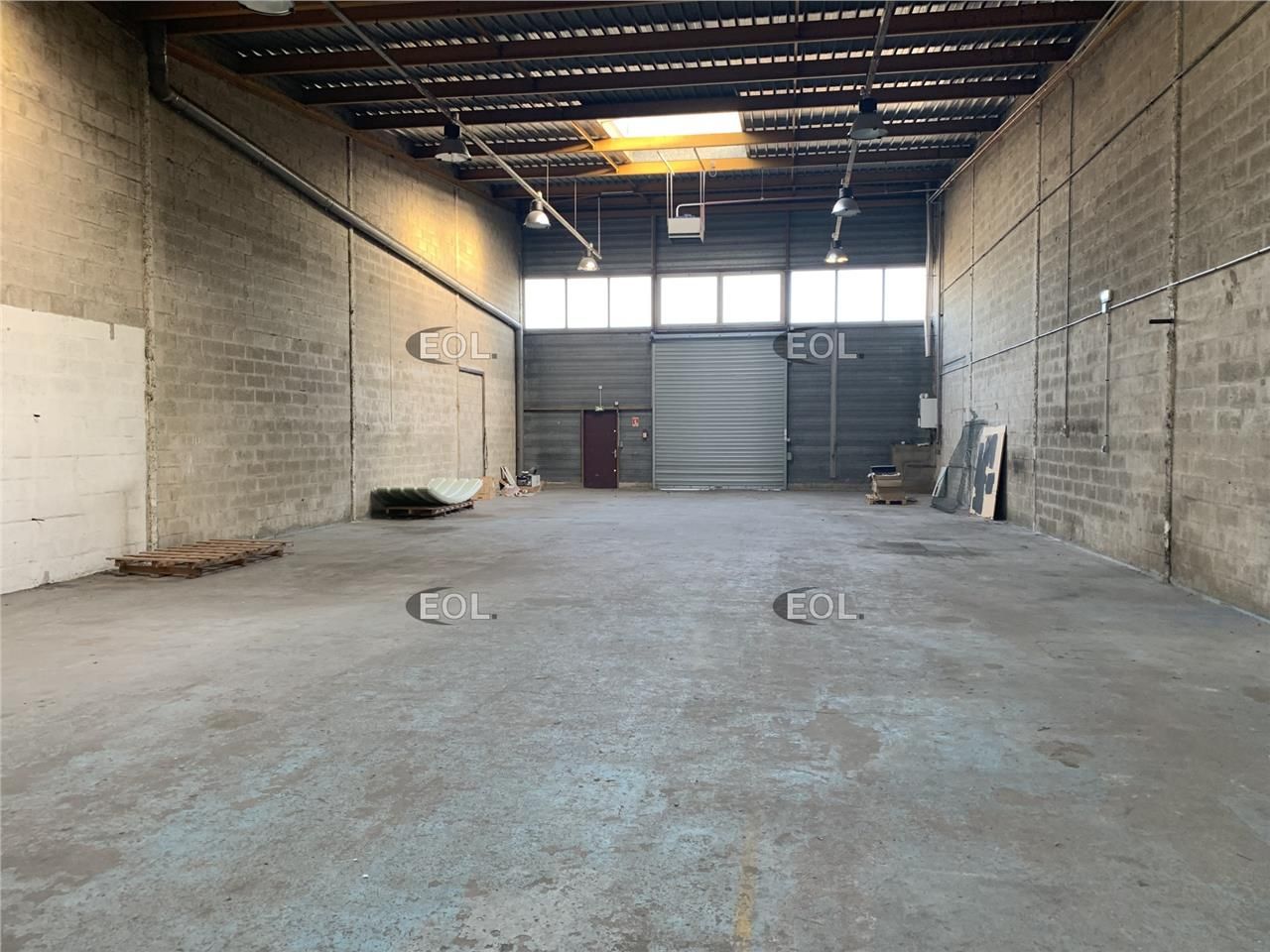 Location Local d'activités 813 m² non divisibles