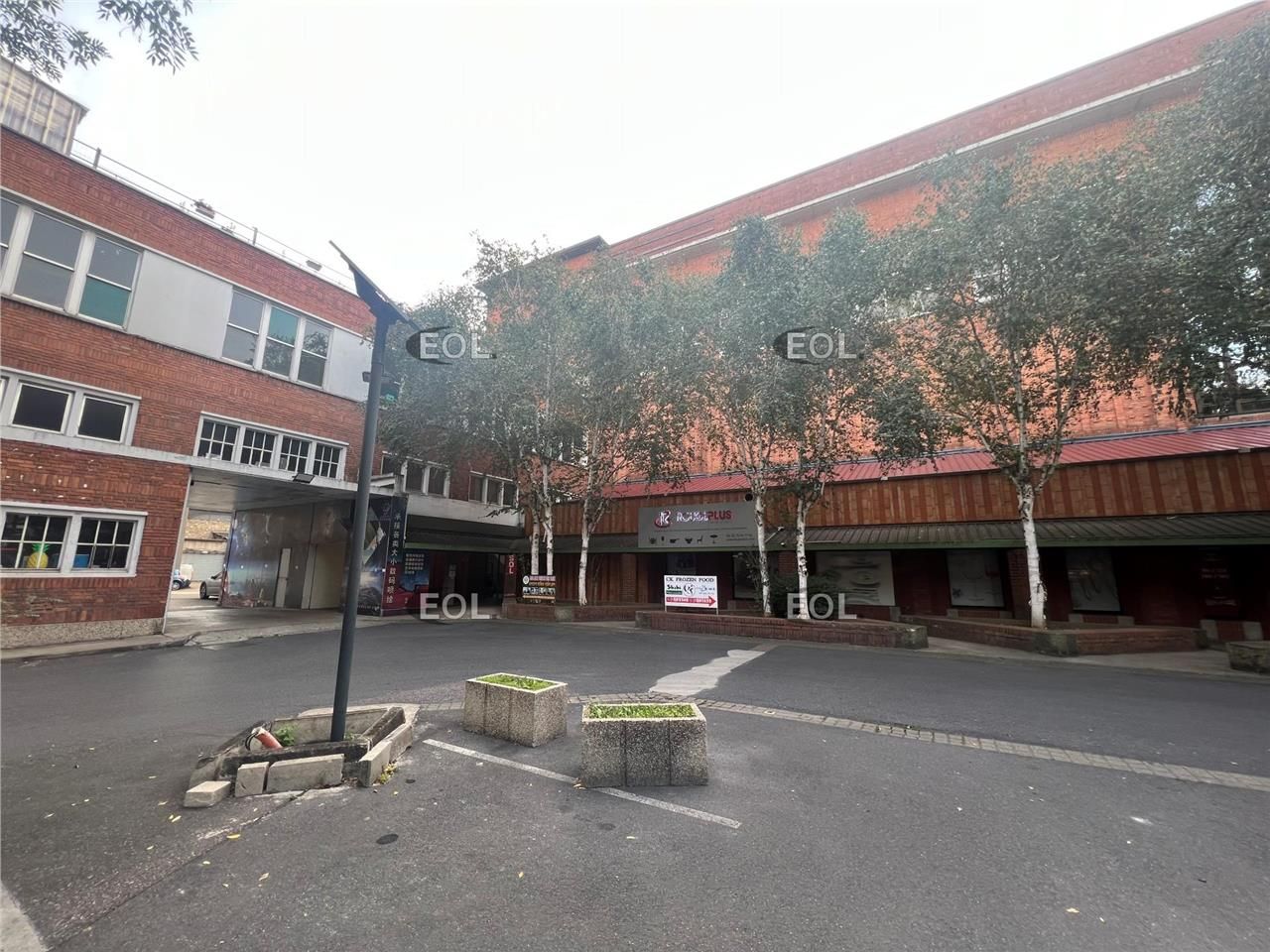 Location Local d'activités 4380 m² non divisibles