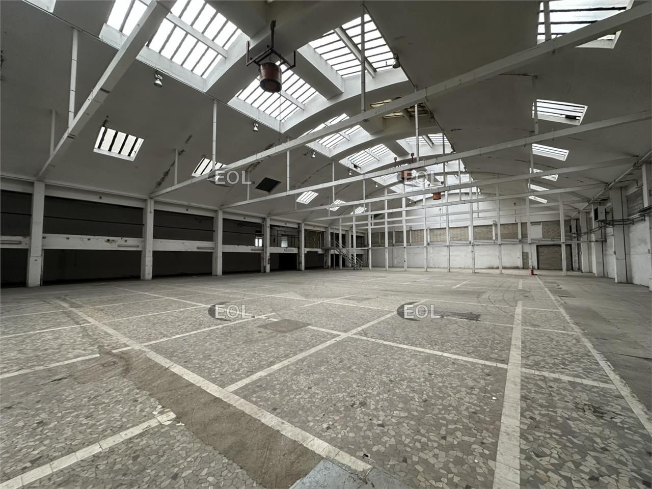 À LOUER – Cellule d'entrepot de 4600 m² environ